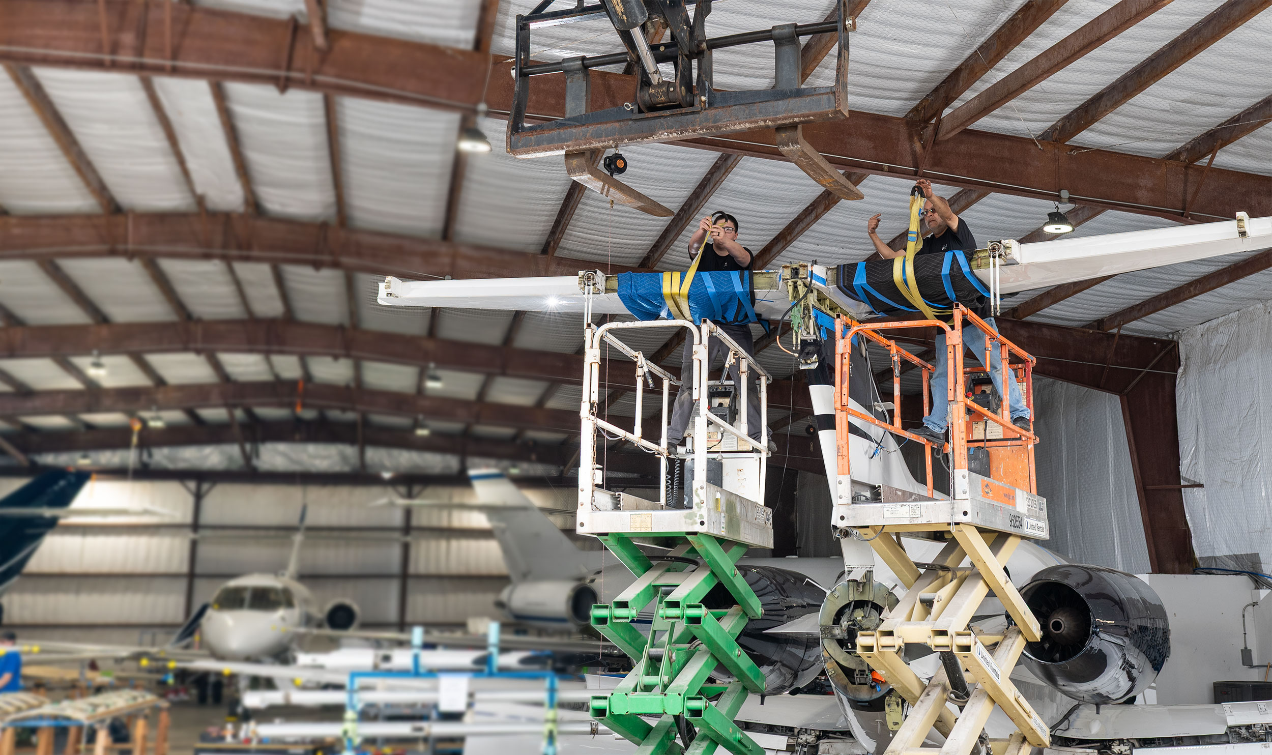 Aircraft tail section maintenance