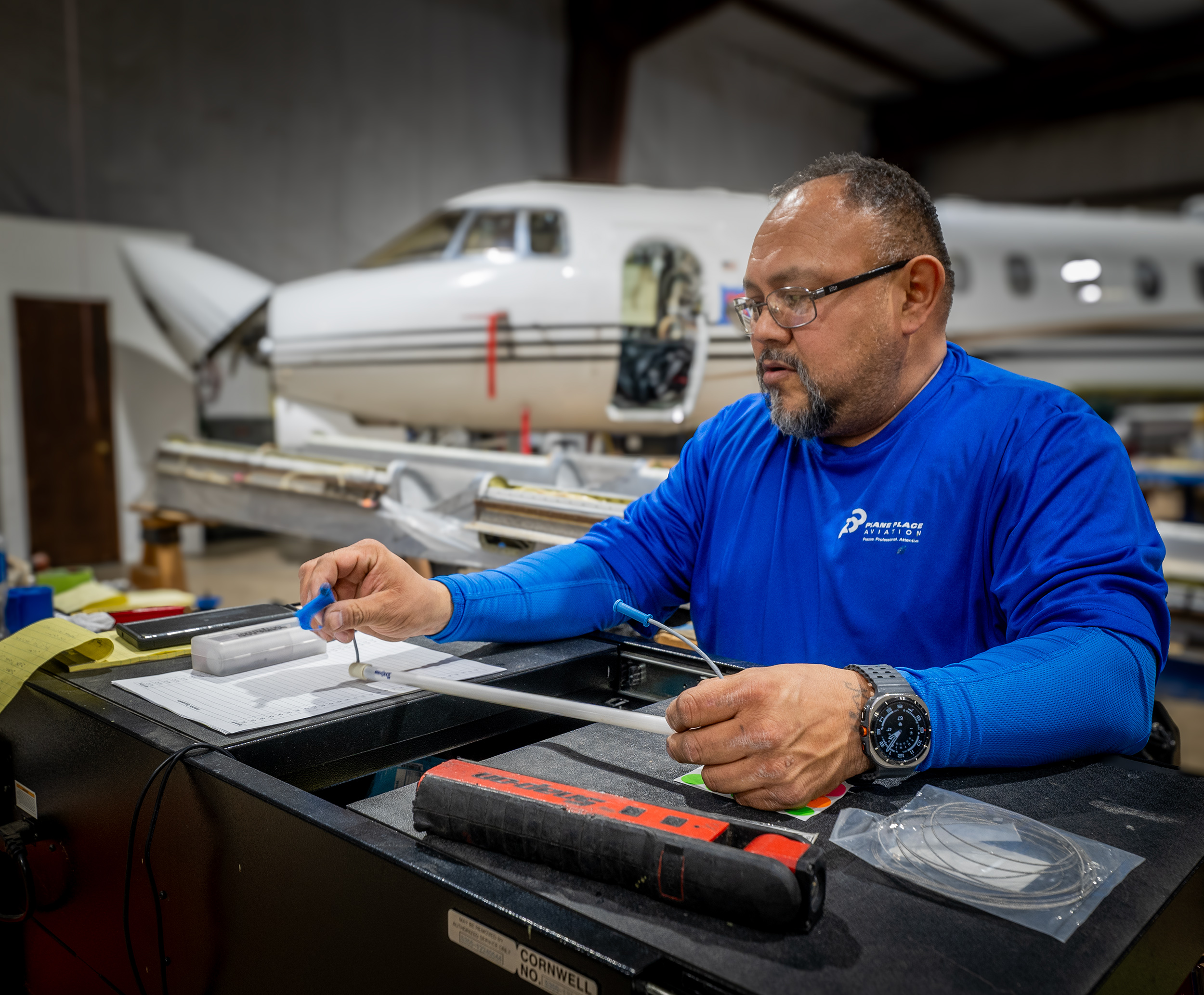 Plane Place Aviation technician at precision workstation
